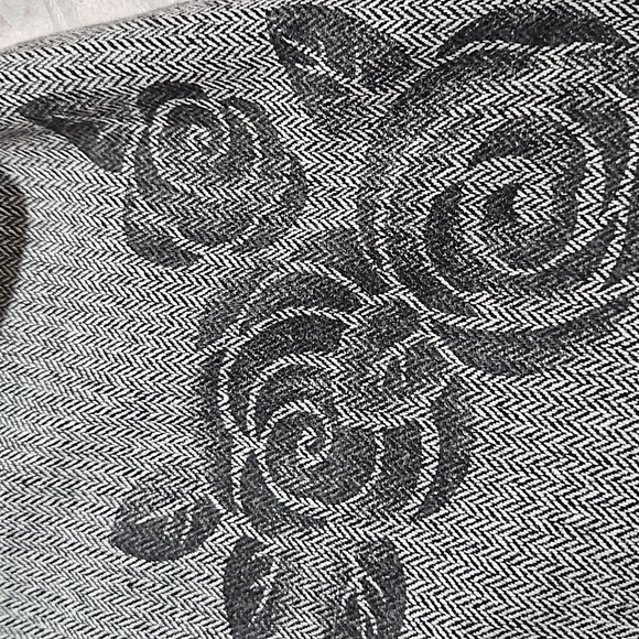 DONATED🌎ANN TAYLOR LOFT SKIRT - Picture 4 of 5